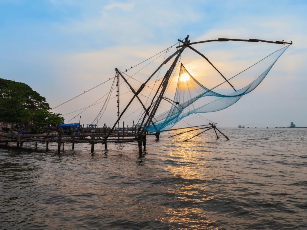 Chinese fishing net - Visit kochi from a safe stay in Kaloor